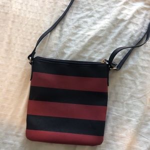 Tommy Hilfiger crossover purse